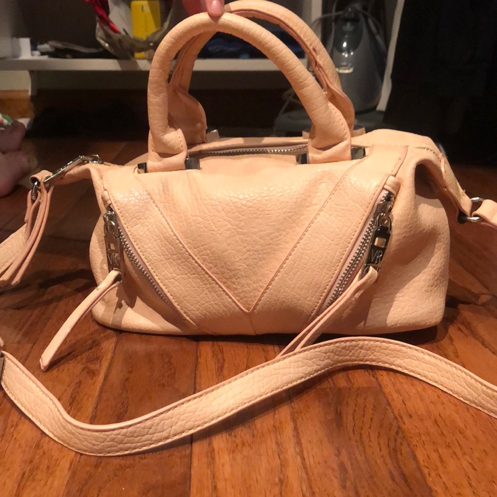 Peachy Hand/Shoulder Bag